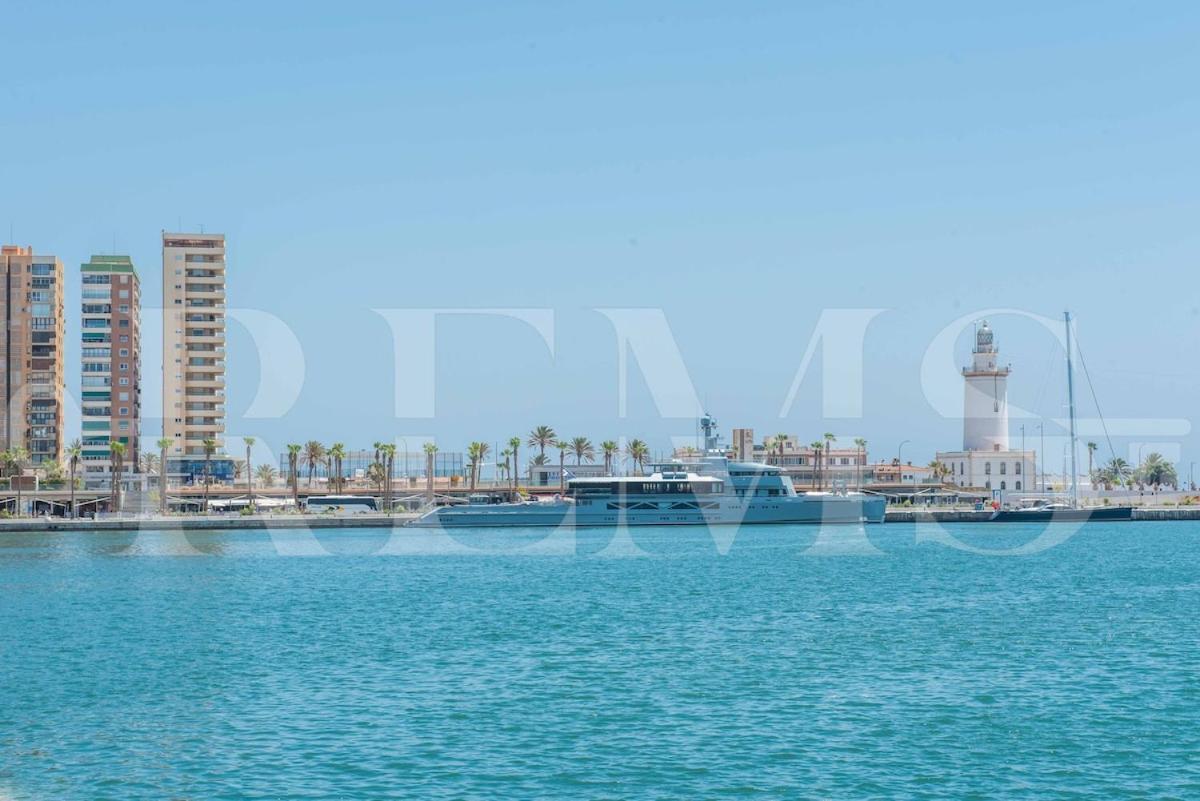Apartamento With Parking And Patio - Center By Rems Málaga