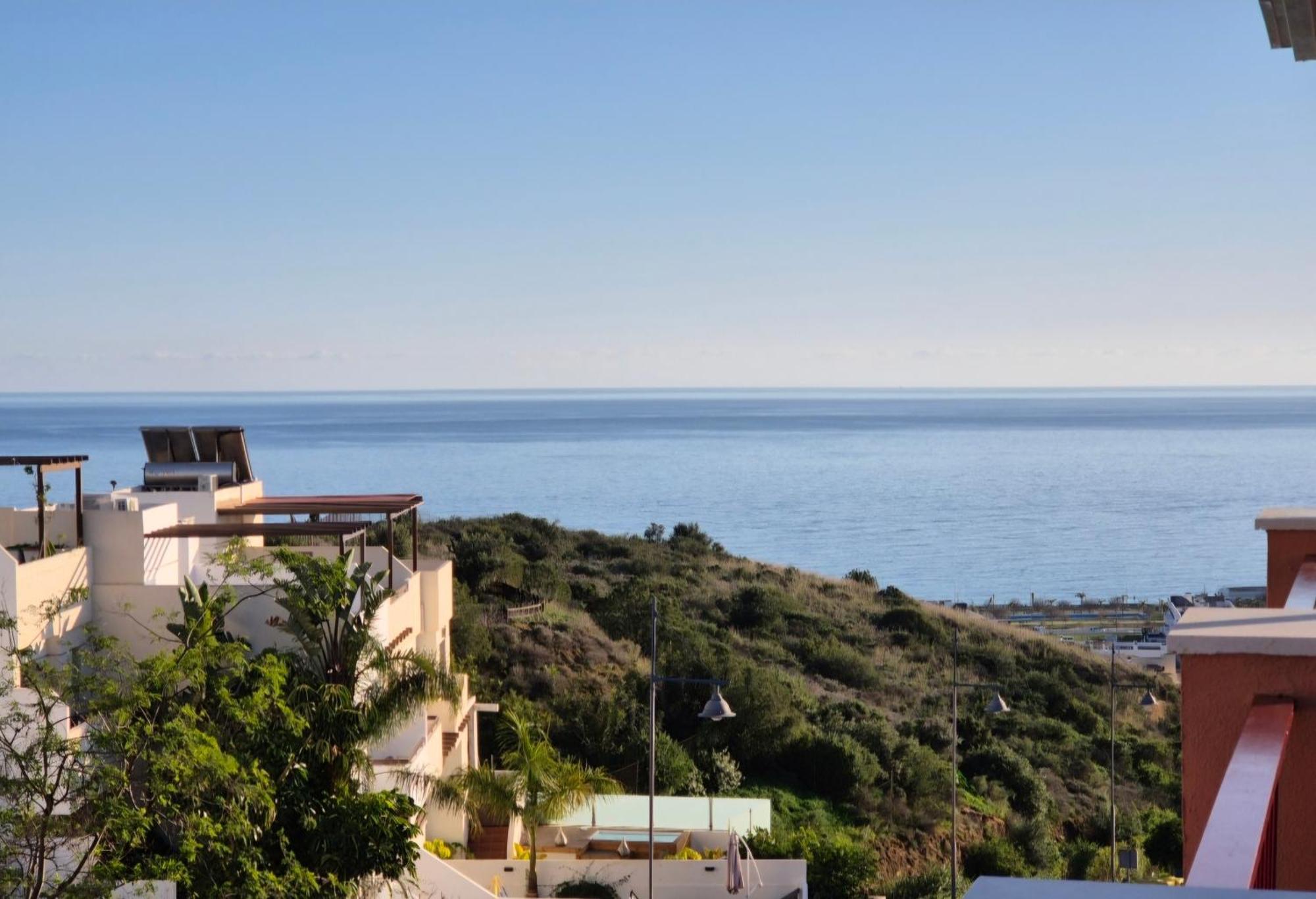Mar Niza * Malaga