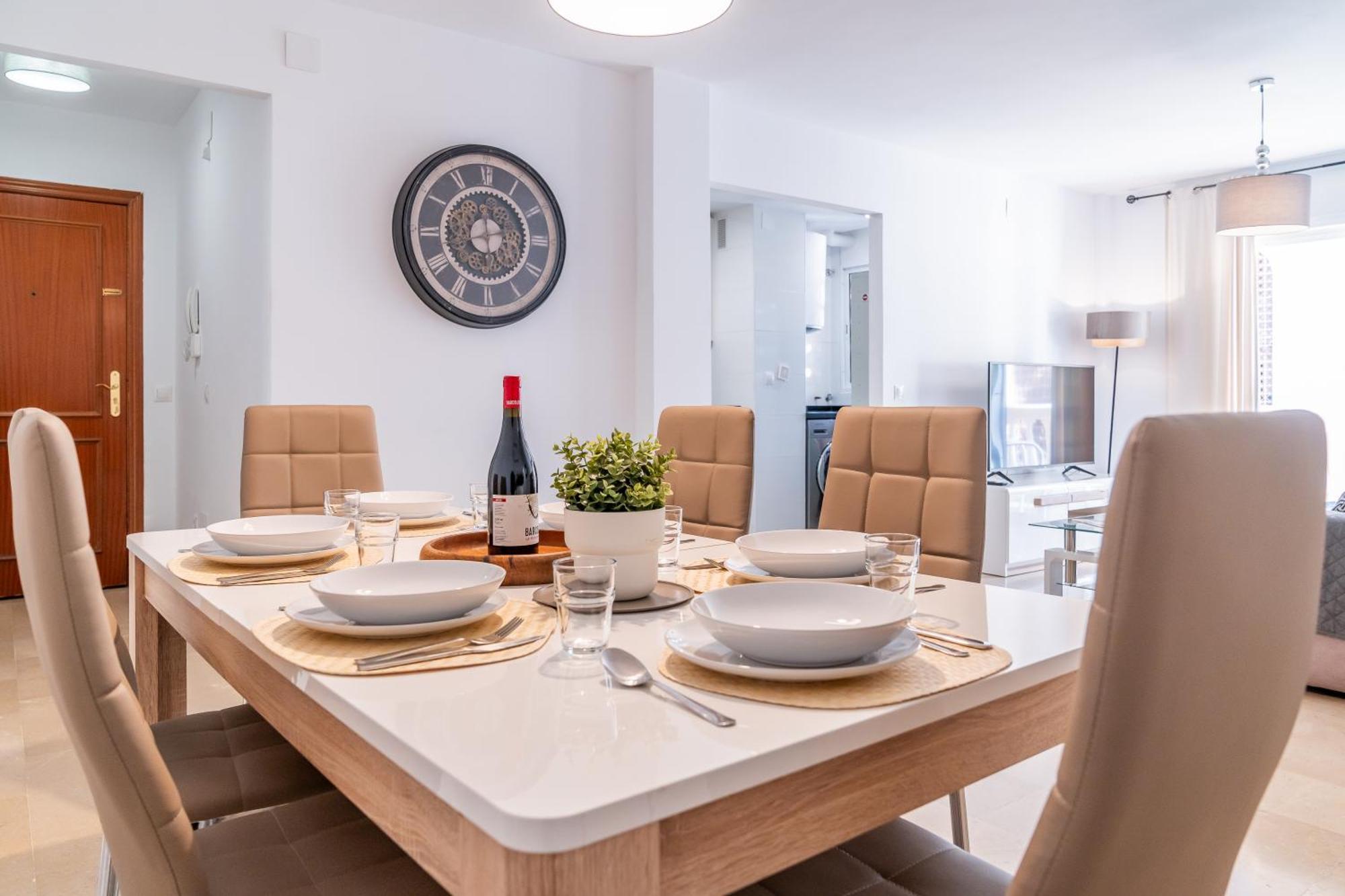Casa Playa Guadalmar, Beautiful In Front Of The Sea, Wifi, Ac, Smart Tv, Private Parking Apartamento Málaga