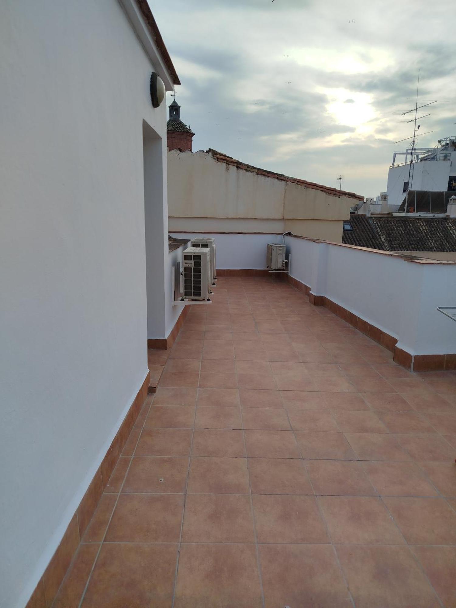 Centro Hernan Ruiz De 4 A 8 Personas Apartment *