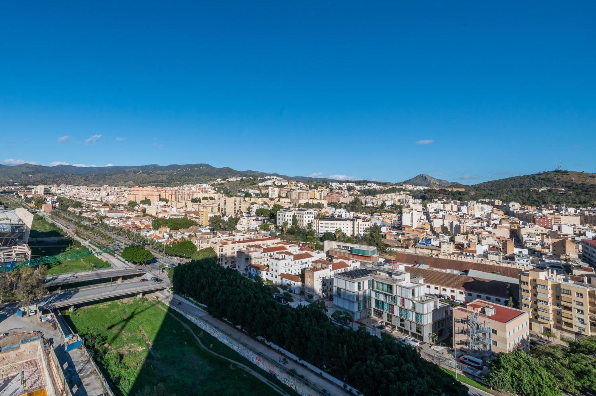 Xpce Urban 14 Skyline - Parking Free Apartamento