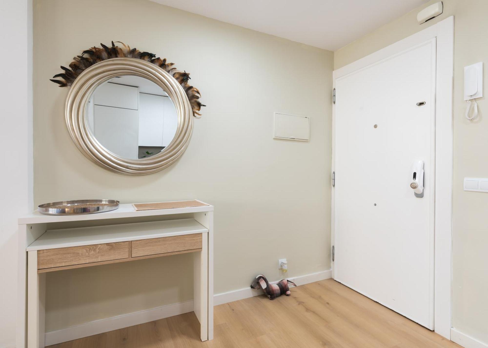 Apartamento Wintowinrentals Modern, Fully Equipped And Well Connected In