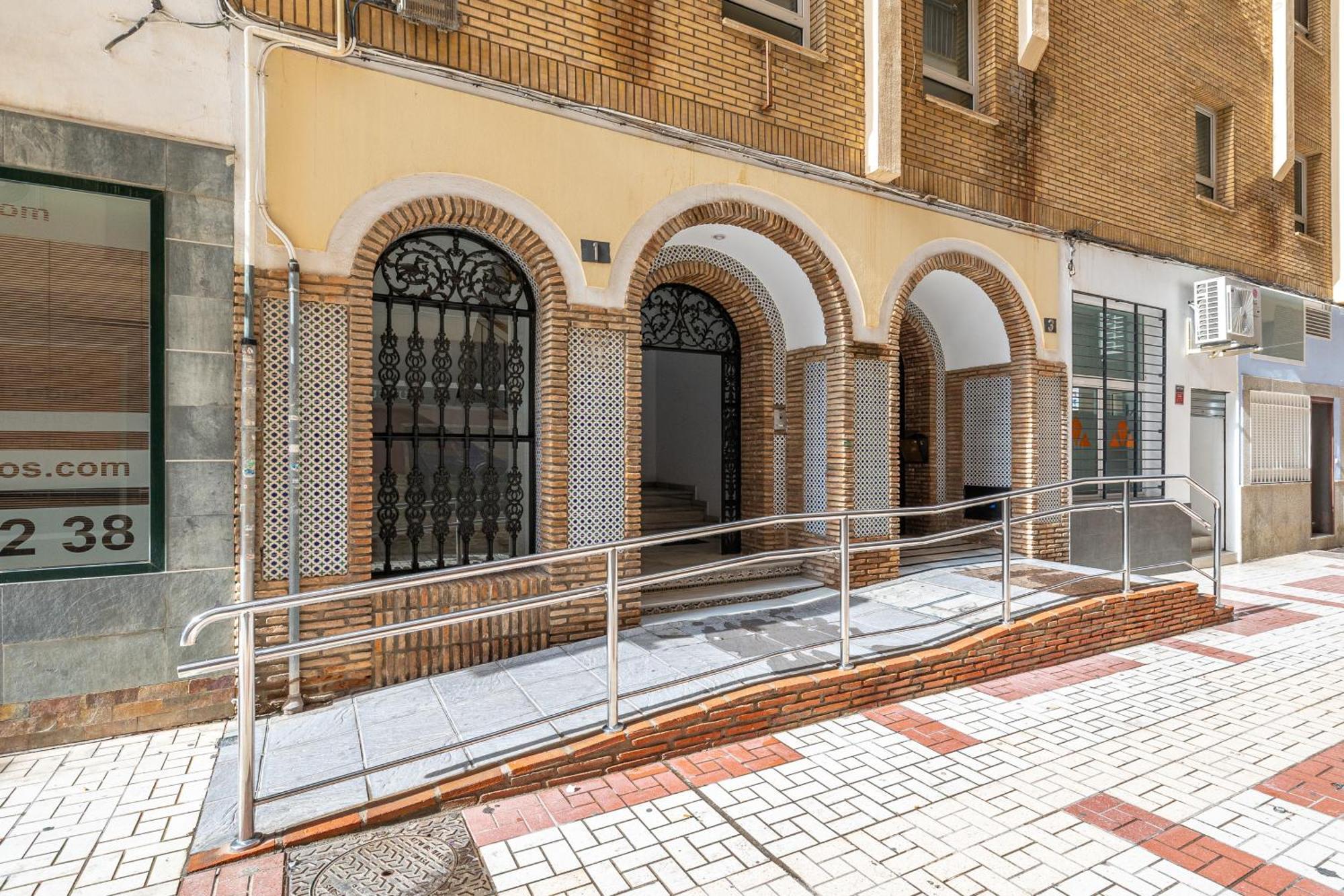 H2m Pasaje Nobleja Close Train St, Smarttv, Aacc