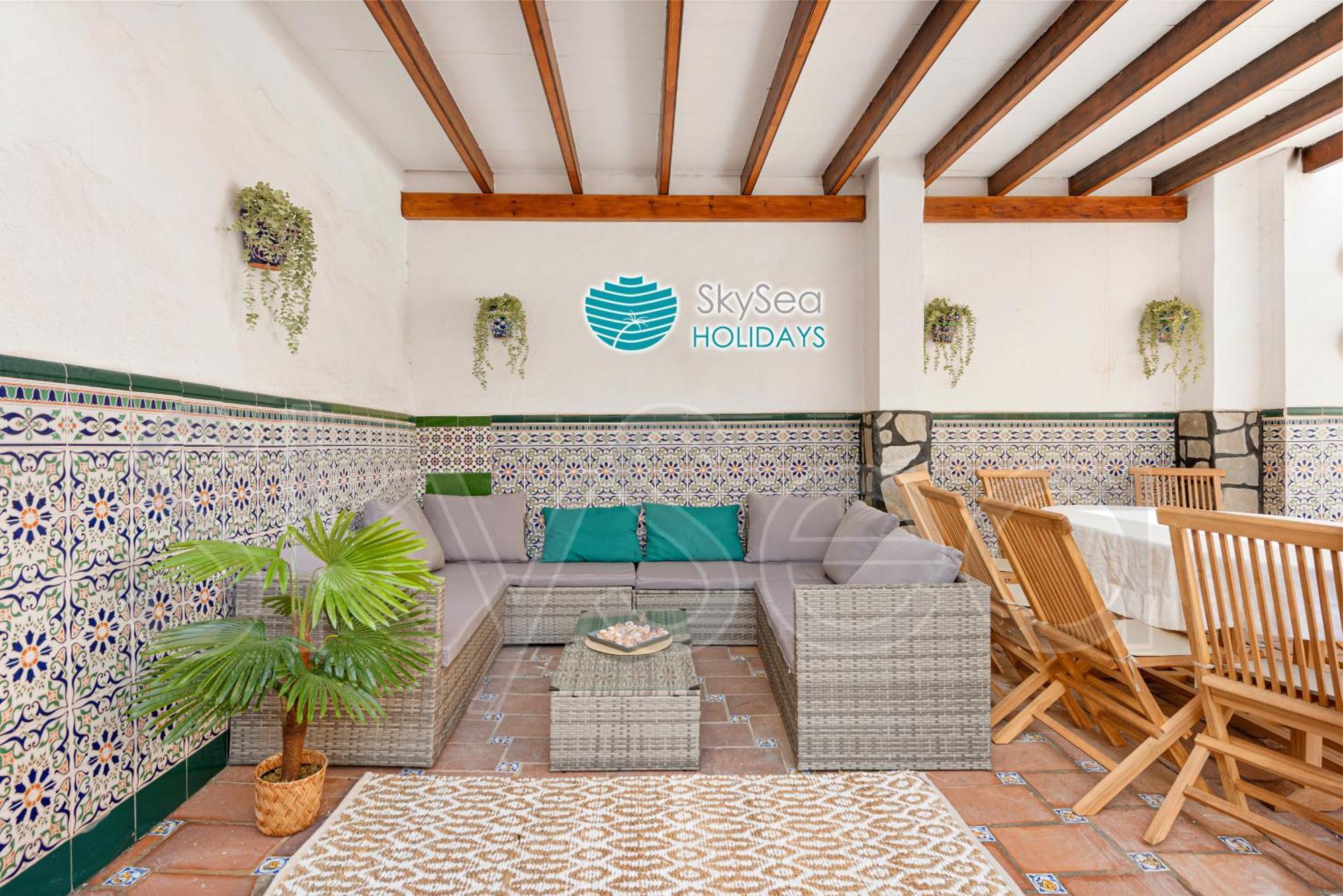 Casa Tipica Malaguena Con Patio En El Centro Holiday home Malaga