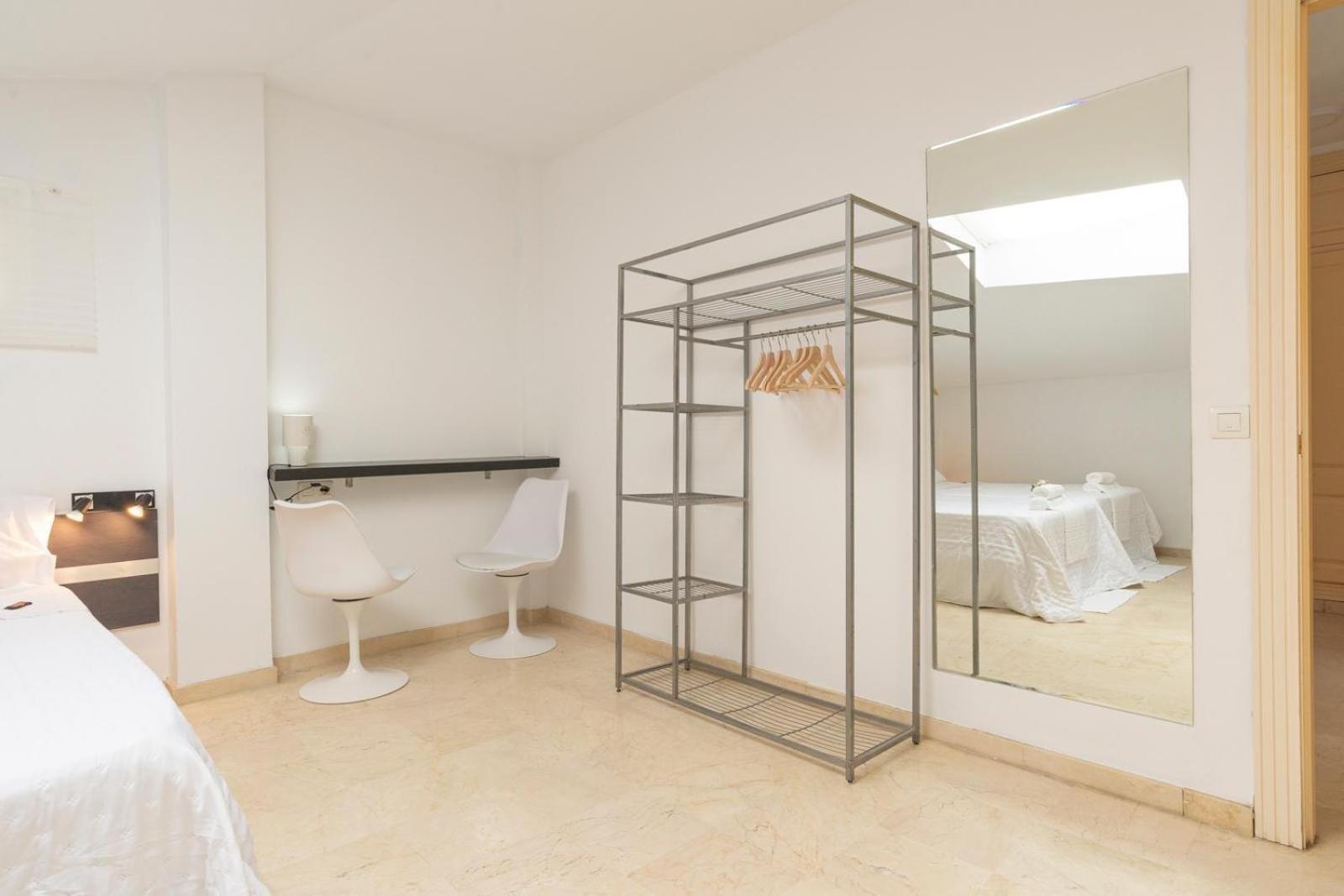 Apartment New Penthouse Gr3- Flat In Center With Cozy Terrace *