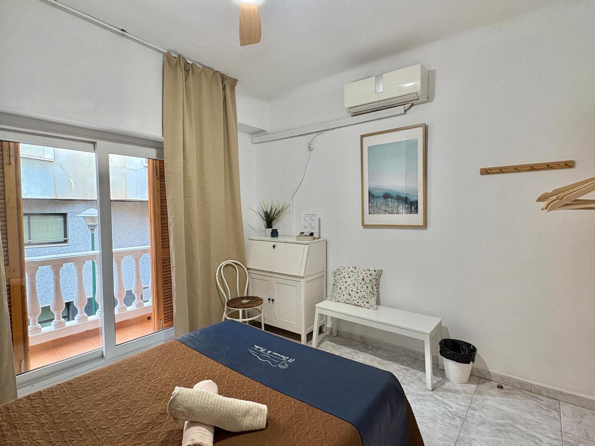 Habitación En Calle Molino * Málaga