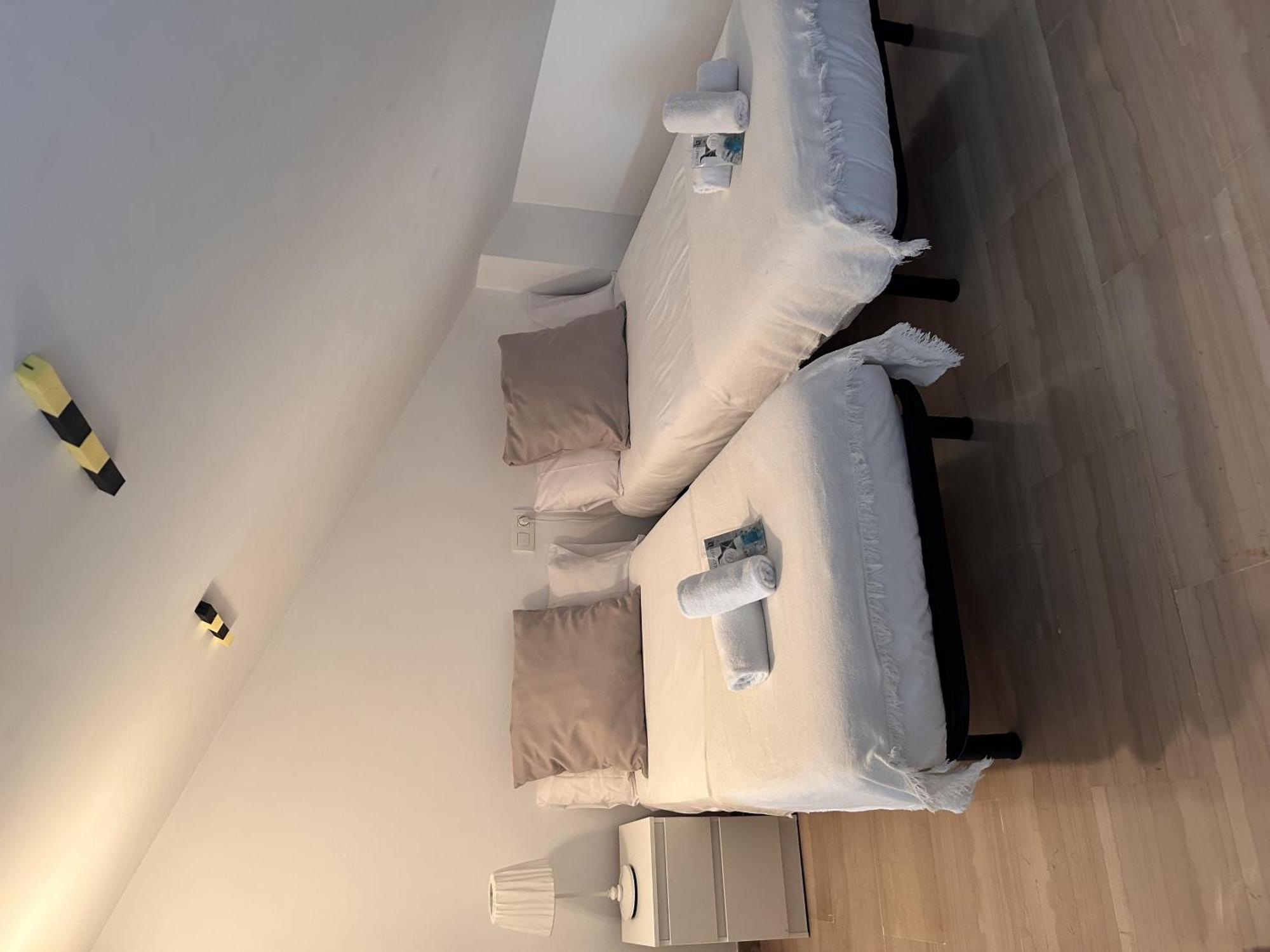Casita En Pedregalejo Con Terraza Malaga