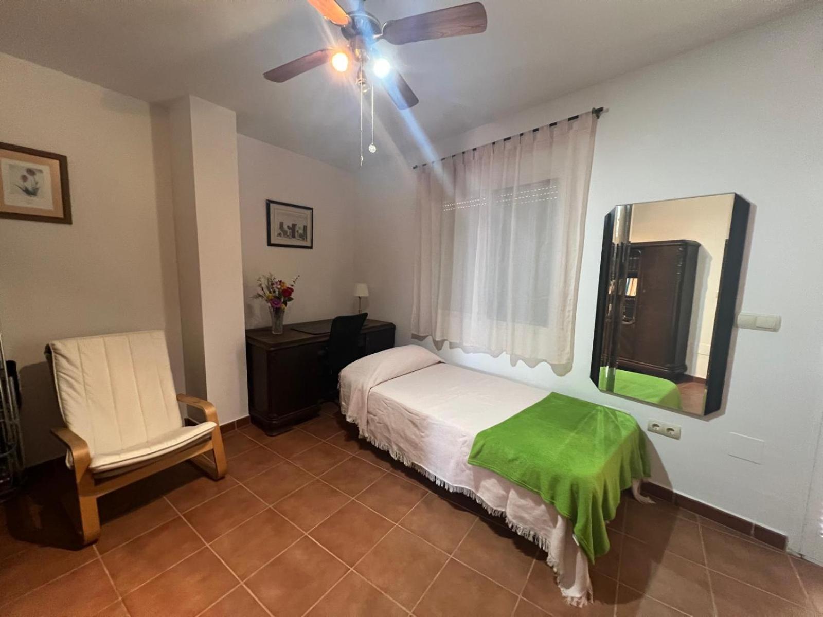 Apartamento ático En Rincón De La Victoria En La Costa Del Sol *