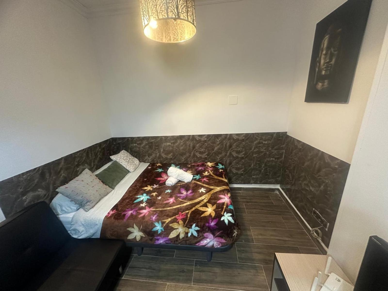 Fantastic Estudio Cerca Del Carrefour Rosaleda Apartamento Málaga