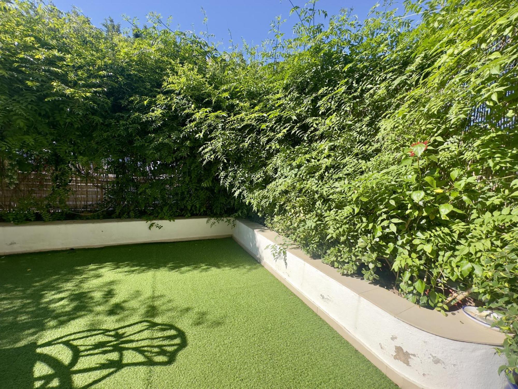 Apartamento Urbe10 Pries Garden Málaga