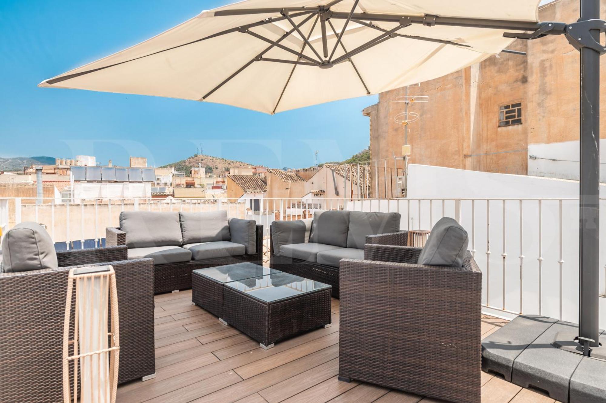 Apartment Penthouse & Private Rooftop In The Heart Of By Rems