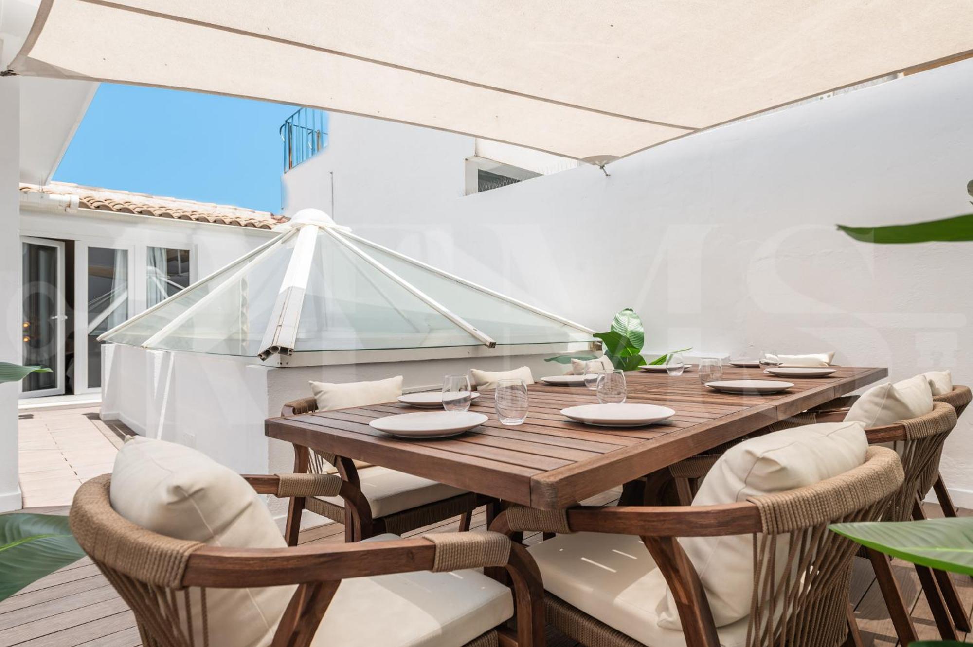 Apartment Penthouse & Private Rooftop In The Heart Of By Rems Malaga