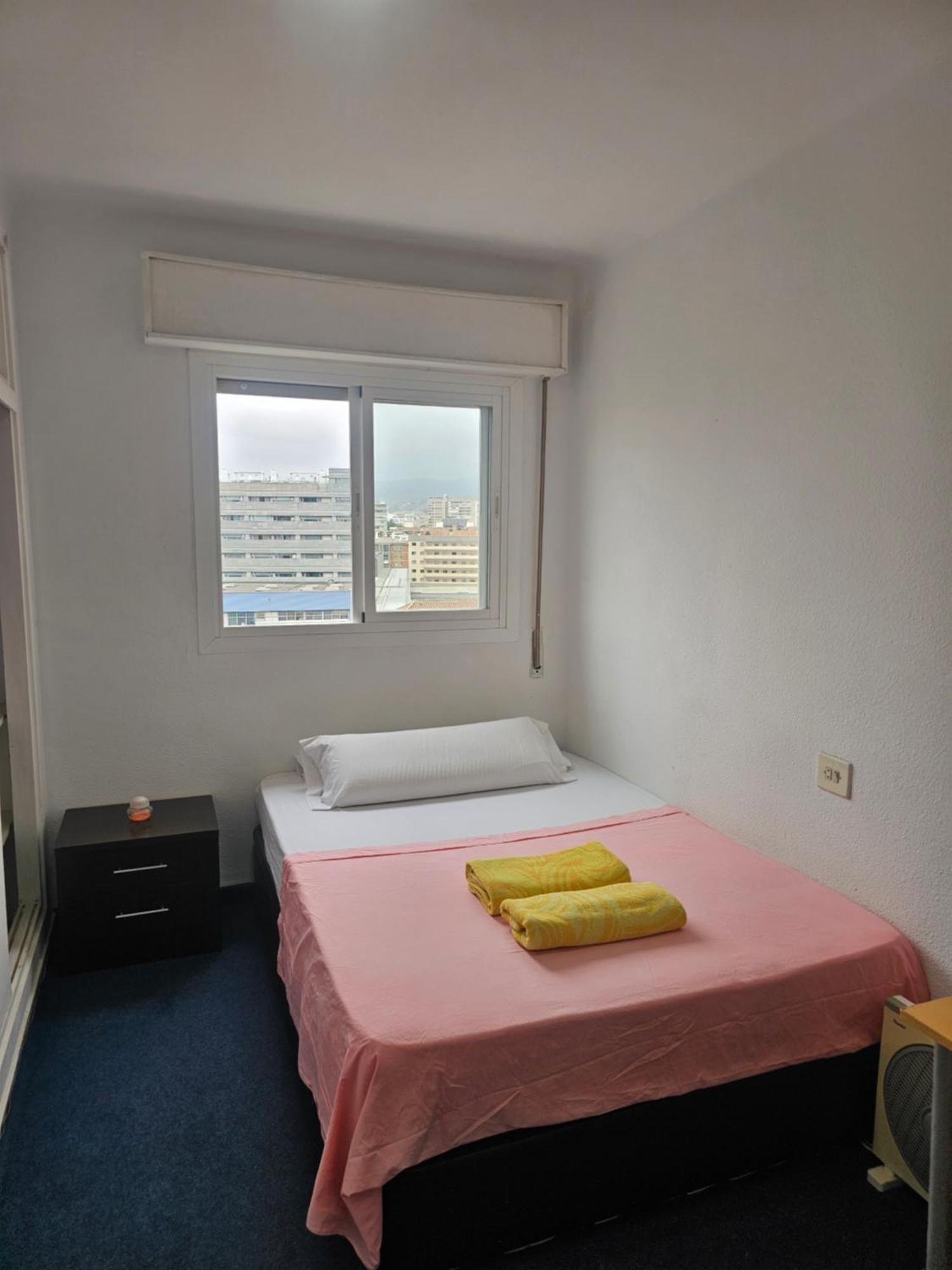 Privada Centro Cerca Tren Maria Zambrano Y Playa Muy Buena Conexion Wifi Homestay Malaga