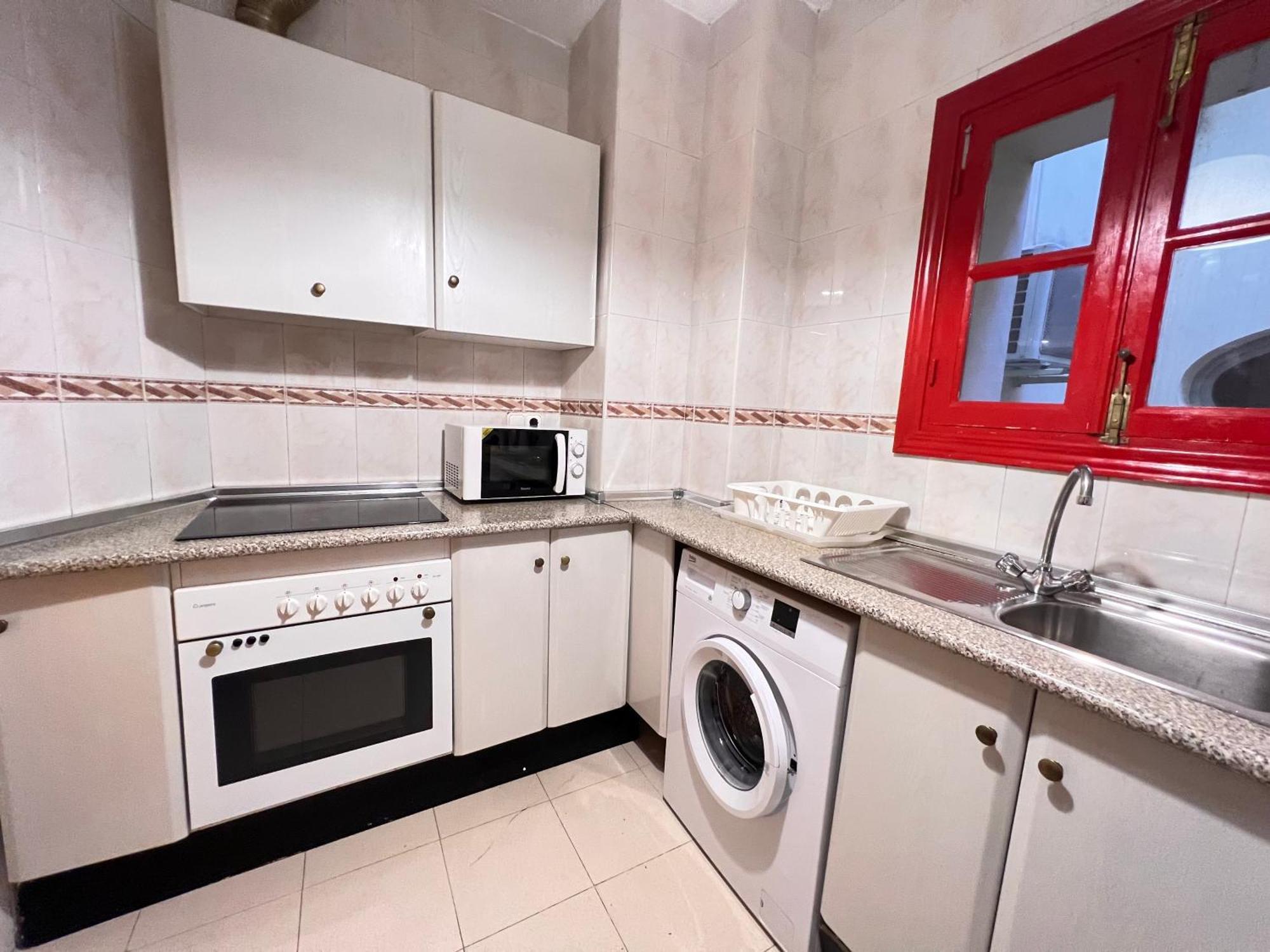 Apartamento Plaza de la Merced Parking Incluido - S2 *