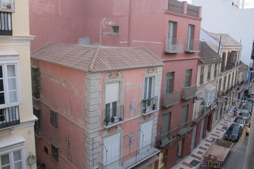 Homely Carreteria Con Piscina Apartment Malaga