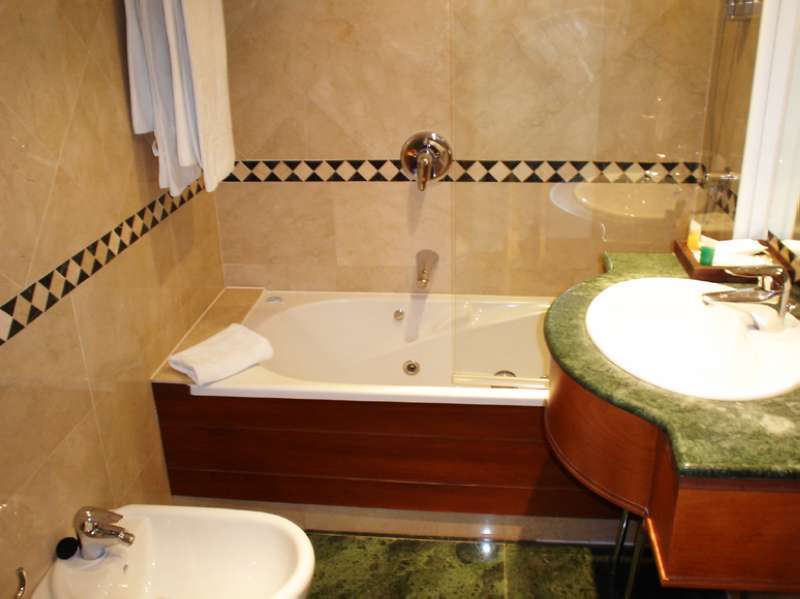 Eurostars Astoria Hotel