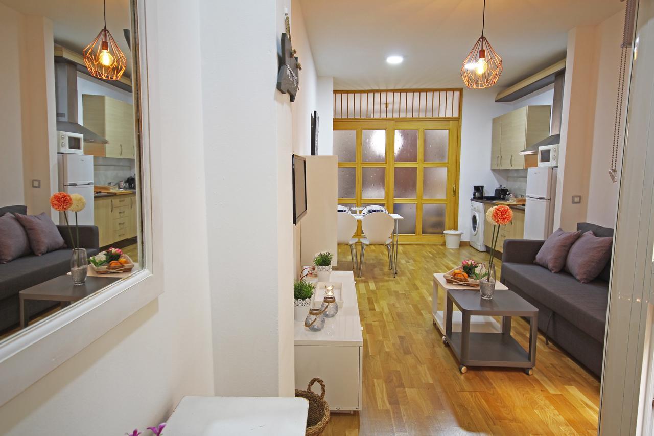 Jinetes Grupalmalaga Apartamento Málaga
