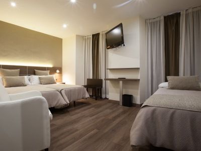 Don Paco Hotel 3*