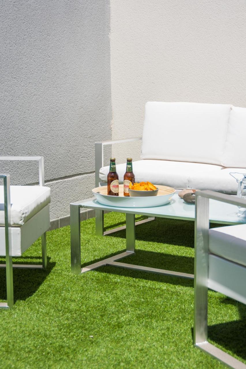 Atico terraza privada piscina centro ac nuevo 1hab Apartamento *