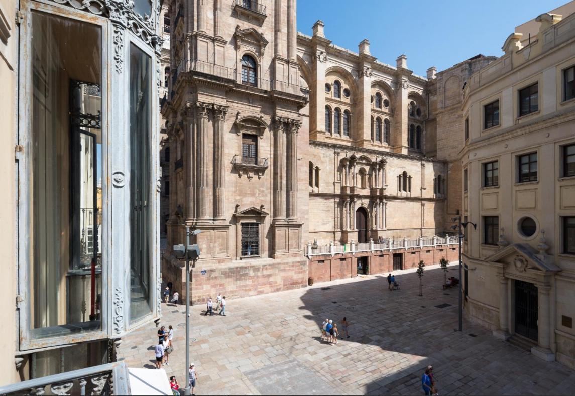 Ml1a-enjoy Breakfast Facing Malaga's Cathedral * Málaga
