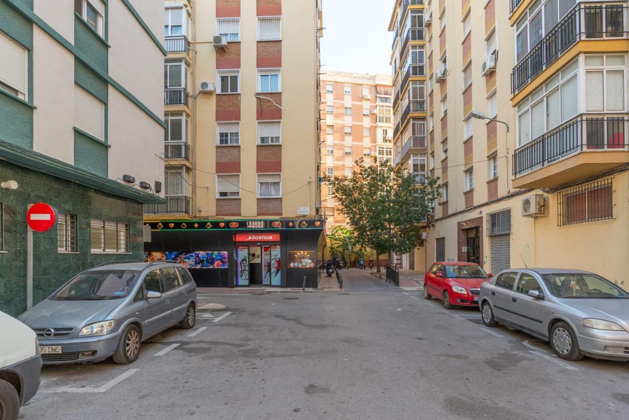Ole Zambrano Hostel Malaga