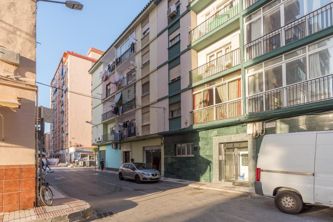 Ole Zambrano Hostel Malaga