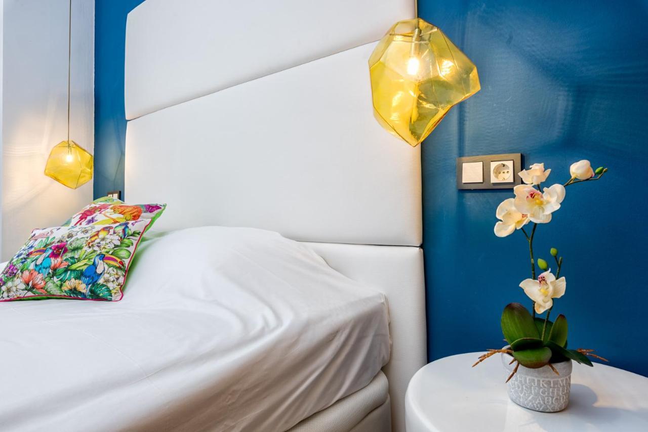 Atico terraza privada piscina centro ac nuevo 1hab Apartamento Málaga