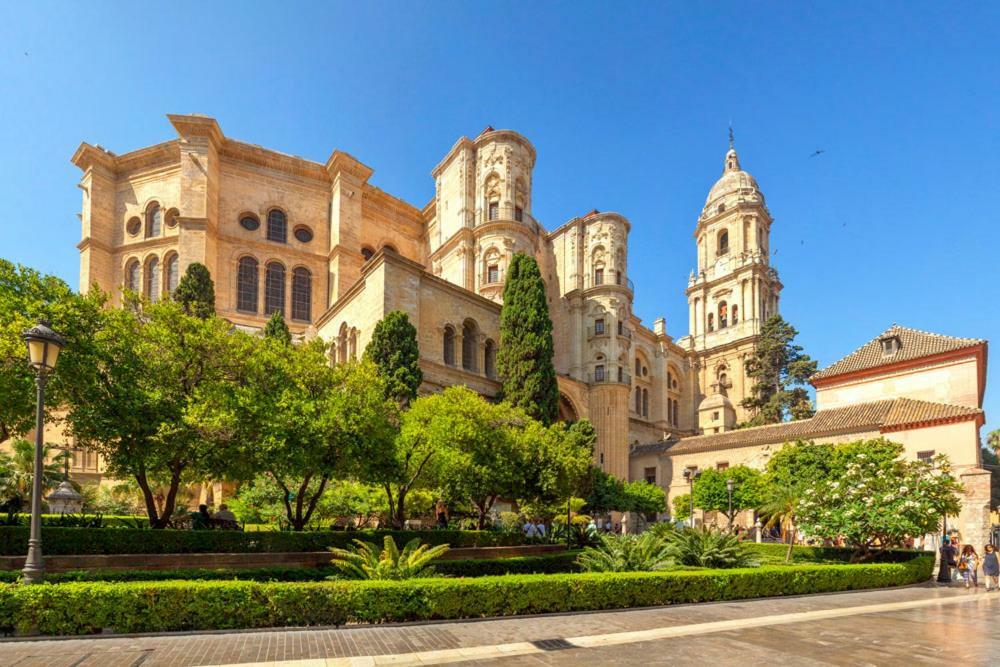 Cathedral Hostal Málaga