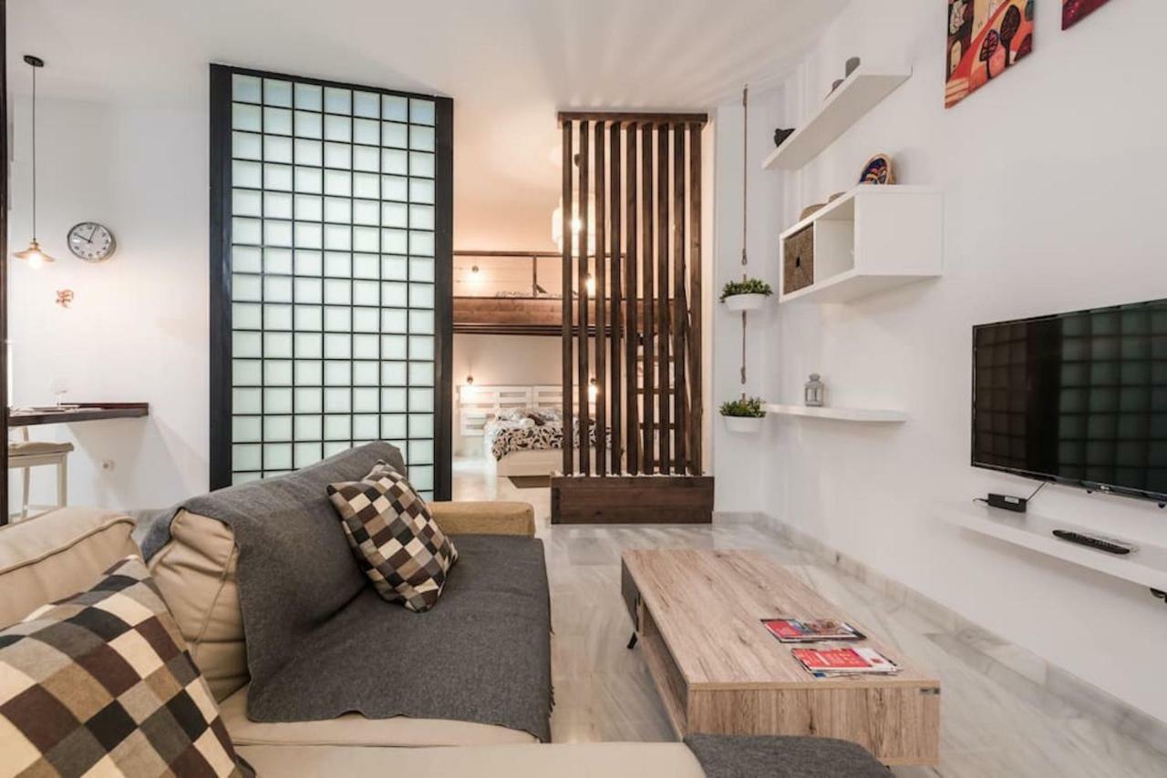 Design In The City Center Apartment