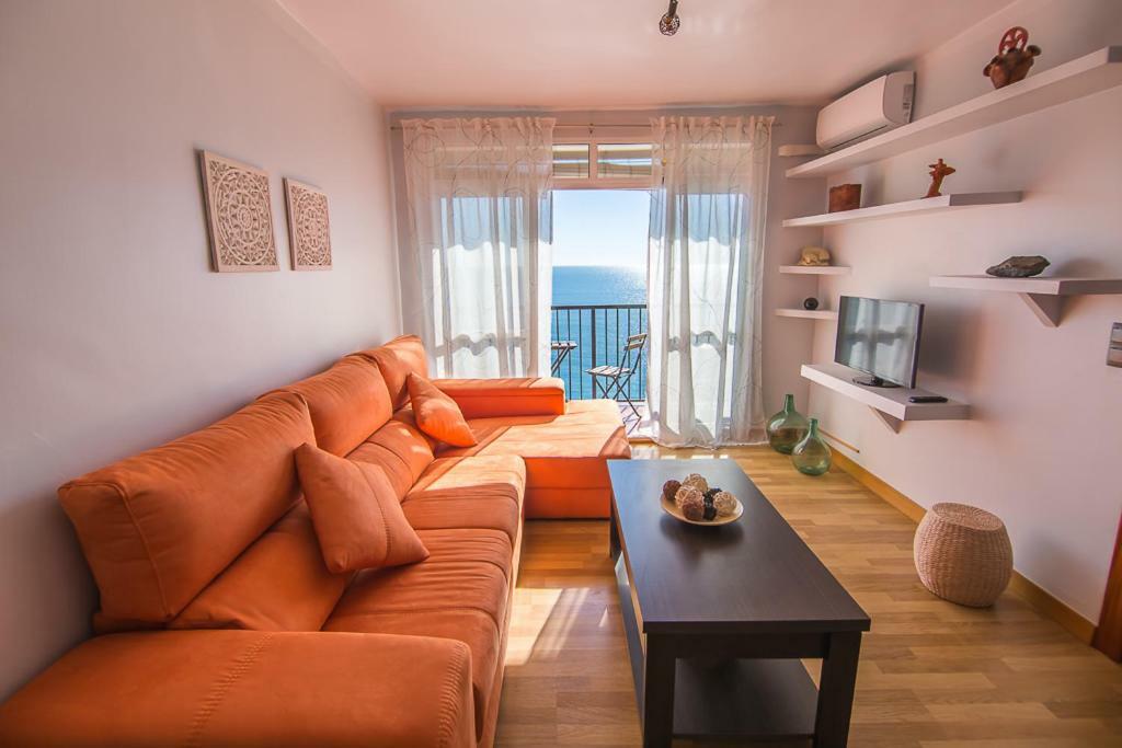 Piso Primera Línea De Playa * Málaga