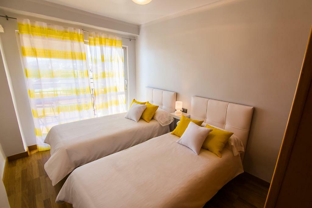Piso Primera Línea De Playa Apartamento *