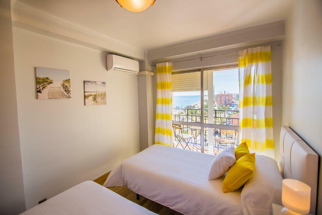 Piso Primera Línea De Playa Málaga