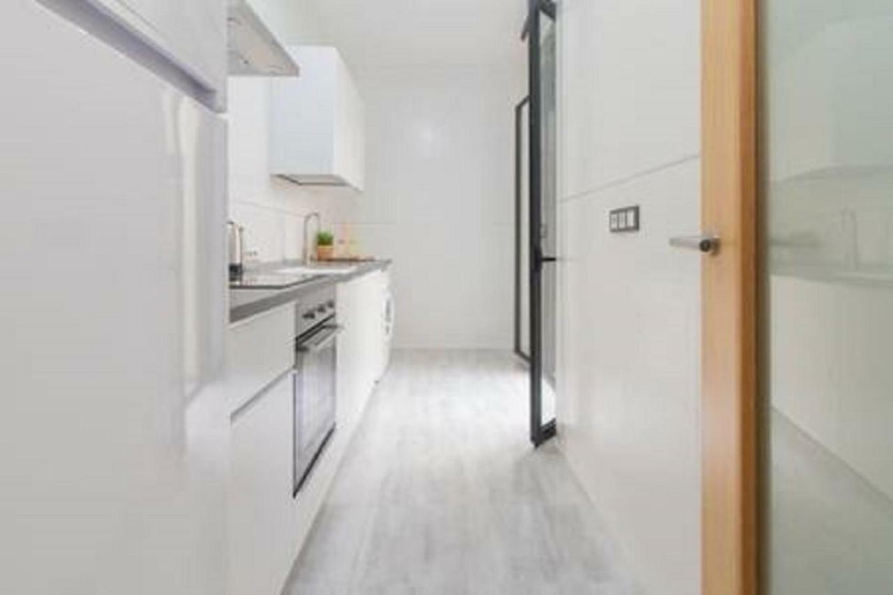 Apartment Family Patio&swimming Pool In Center *