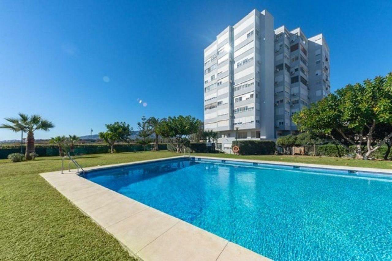 Sunny Apartment
