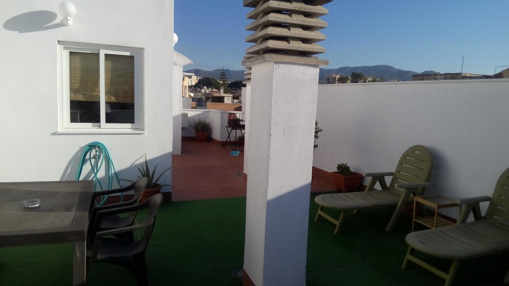 With 3 Bedrooms In Malaga, With Wonderful Mountain View, Fur Apartment
