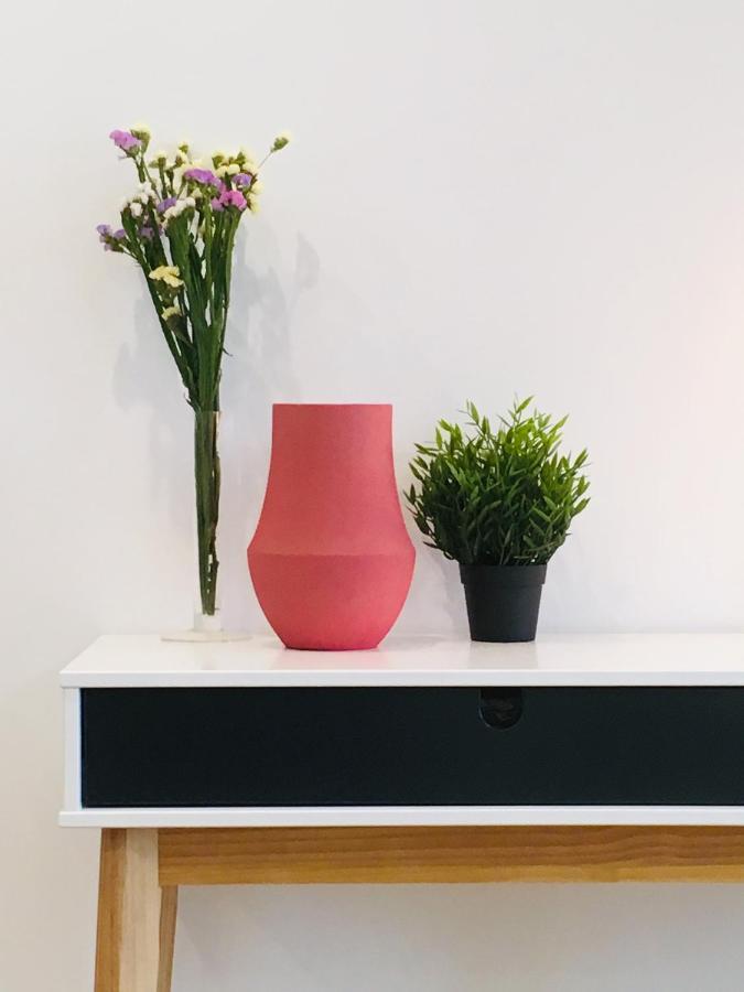 Apartamento Calle Parras 10, A Light, Spacious Flat In The Centro Málaga